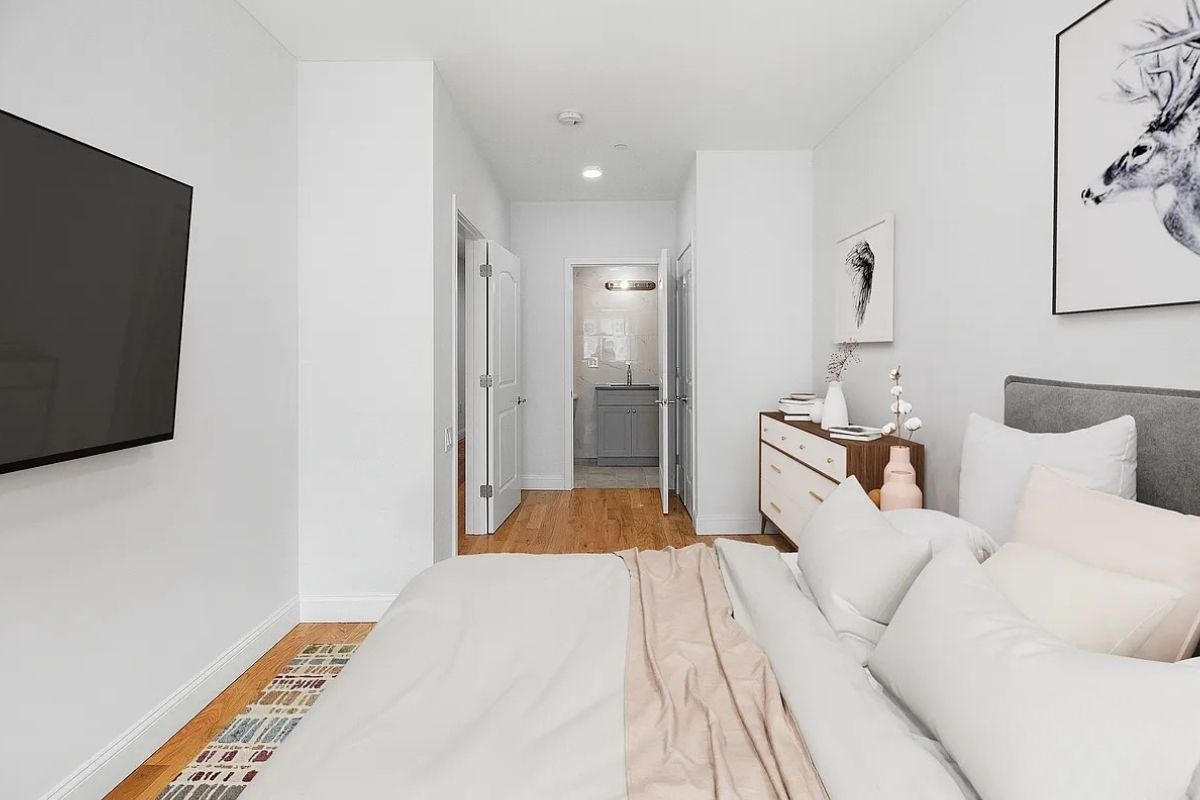 2708 Glenwood Road 3 East Flatbush Brooklyn NY 11210